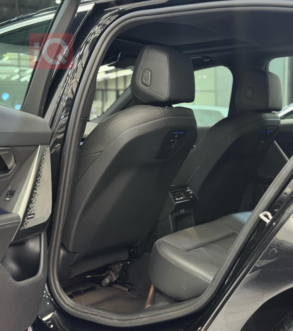 بی ئێم دەبڵیو سیریەس 5